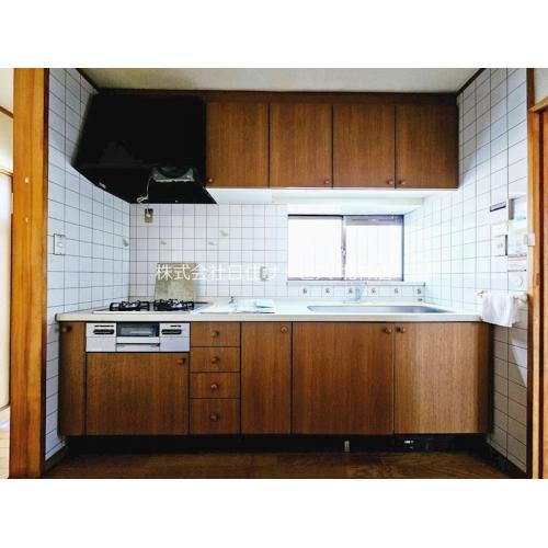 ■独立キッチン■水回り設備が集中している為、料理をしながら洗濯など、使い勝手の良い家事動線