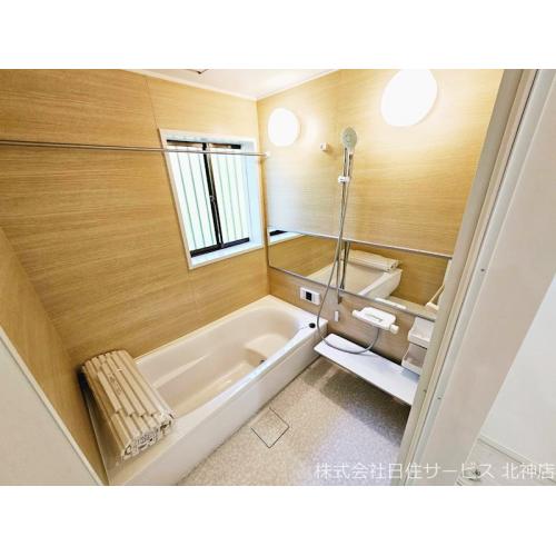 ■浴室1616サイズ■足を伸ばしてくつろげるリラックス空間■浴室暖房乾燥機■換気窓あり